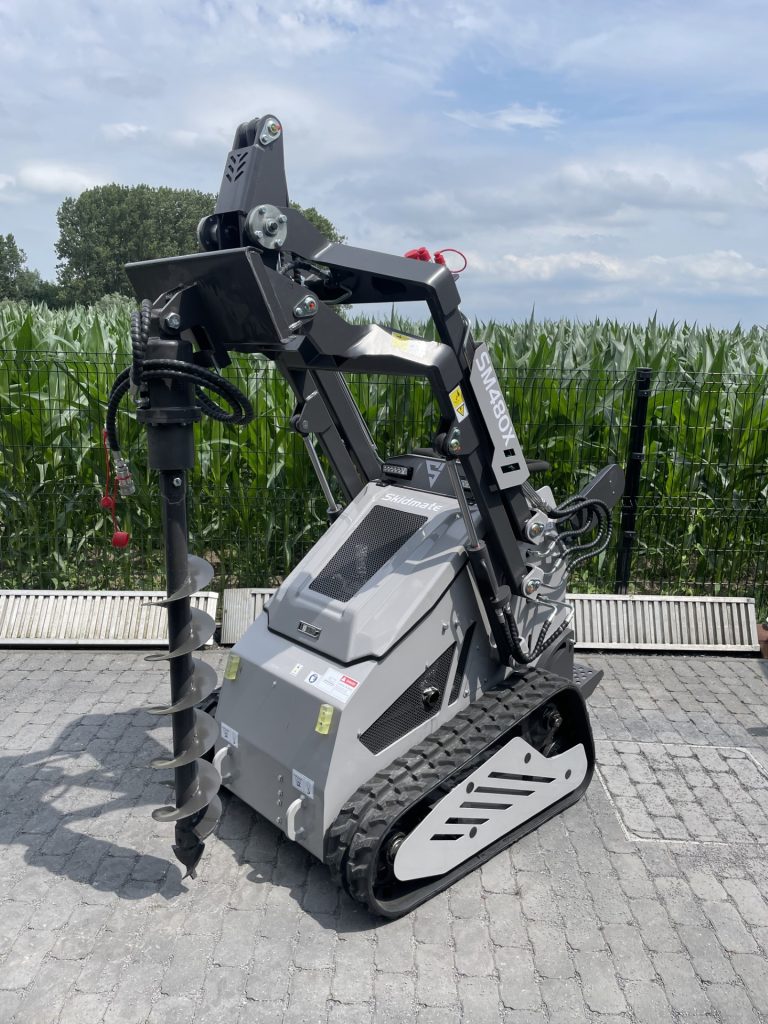 Skidster SM480X mini skid steer diesel te huur